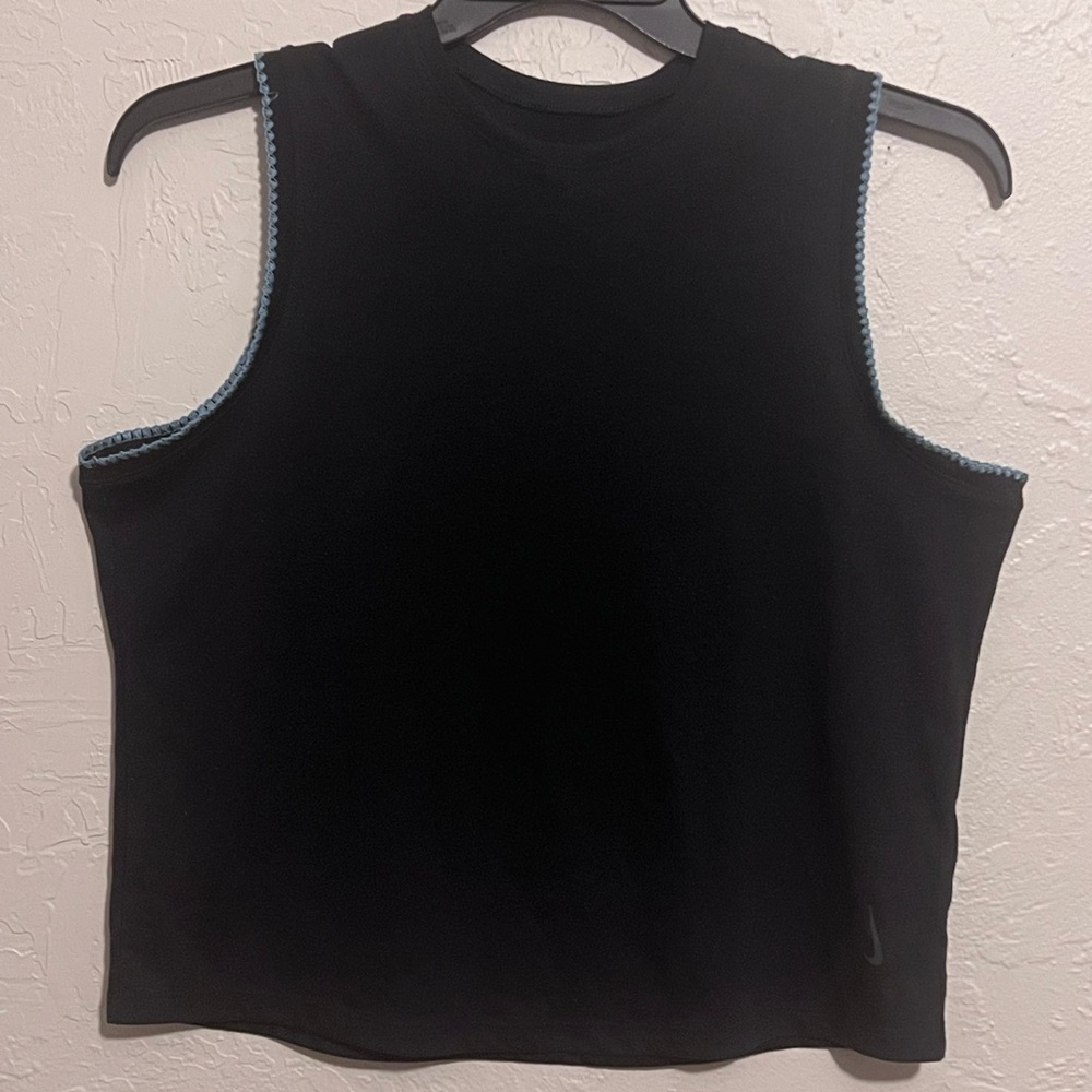 NIKE WOMEN’S DRY FIT TANK TOP BLACK WITH BLUE TRIM SIZE L